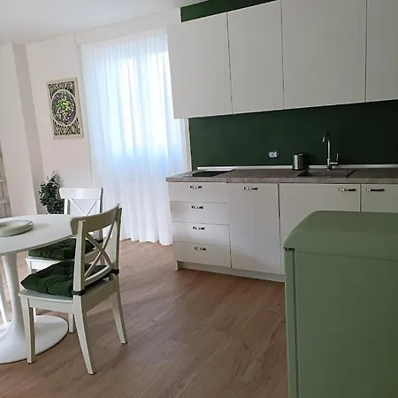 - La Corte Dei Mercanti - Centro Storico Apartman