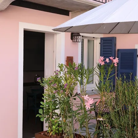 - La Corte Dei Mercanti - Centro Storico Apartman Stresa