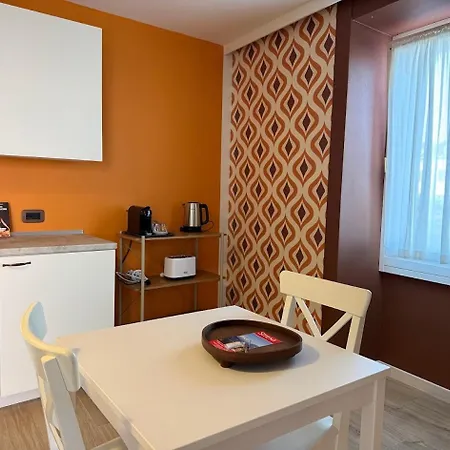 La Corte Dei Mercanti By Stresahome - Centro Storico Апартаменты *