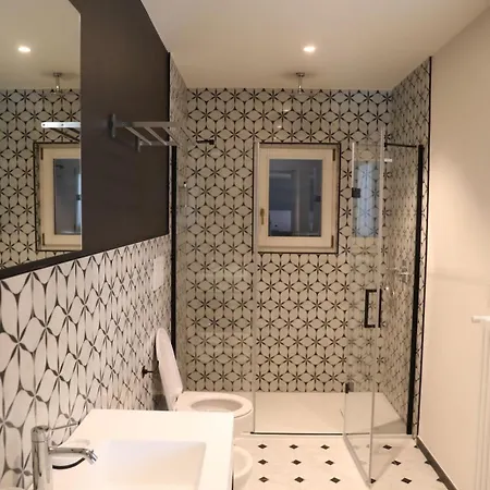 - La Corte Dei Mercanti - Centro Storico Appartement Stresa